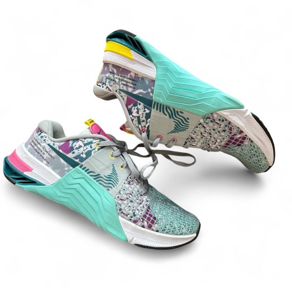 Nike Metcon 8 Graffiti Graphics CrossFit Shoes Sneakers Size 8.5 Womens